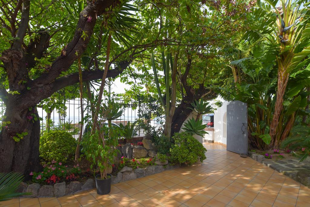 Albergo Italia - Beach Hotel Casamicciola Terme Exterior foto